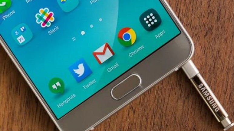 Şanslı bir Galaxy Note 5 kullanıcısı Android 6.0 güncellemesi aldı