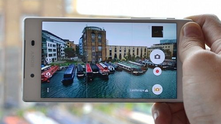 Xperia Z5 kamera uygulaması Xperia Z1, Z2, Z3 serisi telefonlara uyarlandı