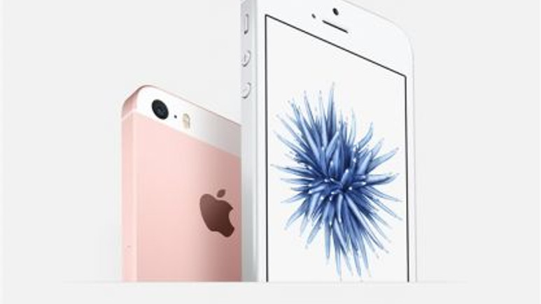 iPhone SE parçalara ayrıldı