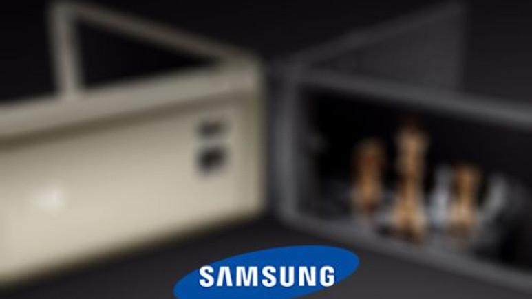 Samsung'un Galaxy S7 ile aynı işlemciye sahip kapaklı akıllı telefonu göründü!