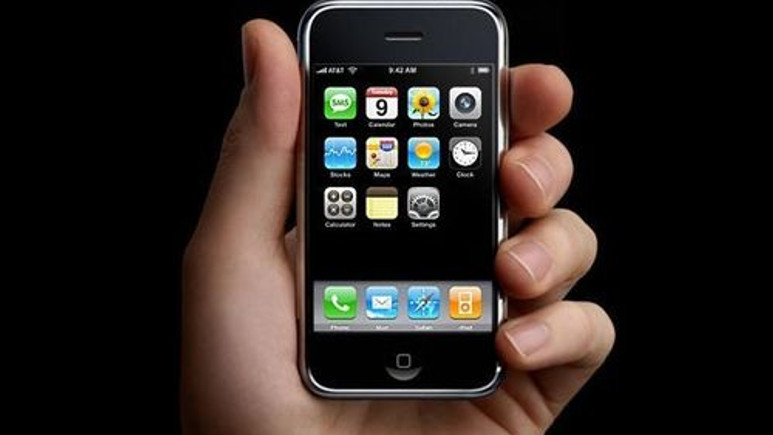 İlk iPhone, ev fiyatına satılıyor!