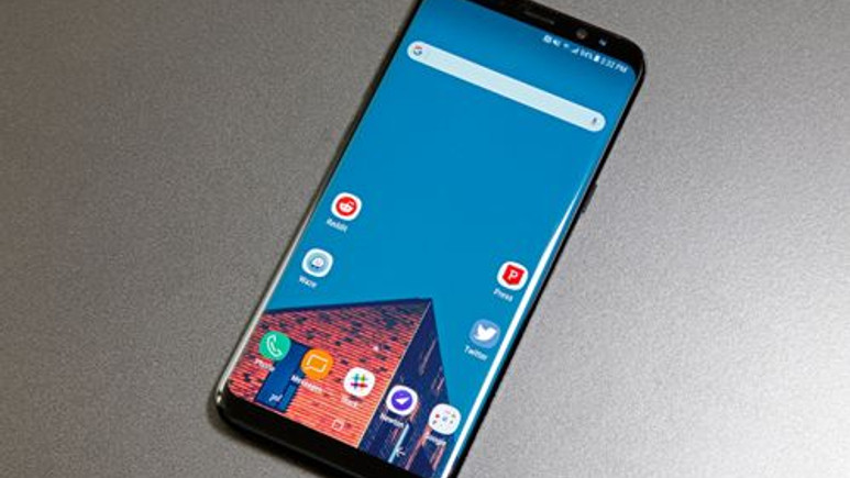 Pembe Galaxy S8 Avrupa'da piyasaya çıktı