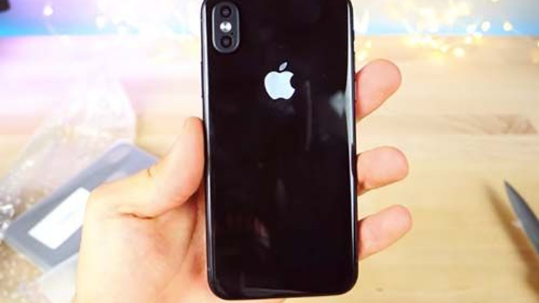 iPhone 8 bu videoda inanılmaz görünüyor!