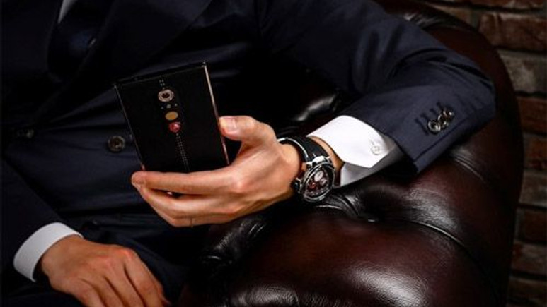 Lamborghini akıllı telefon üretti!
