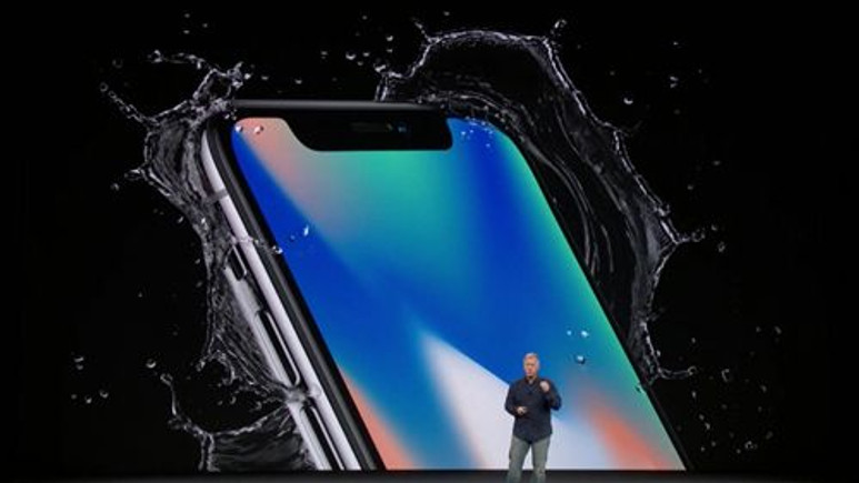 Android telefonunuzu iPhone X'e dönüştürün!