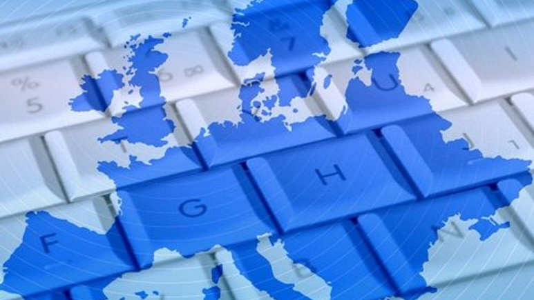Avrupa Birliği'nde ücretsiz internet dönemi!