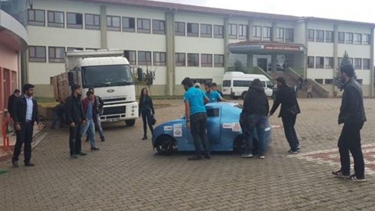 Yerli otomobil 3 saatlik şarjla 80 kilometre gidiyor!