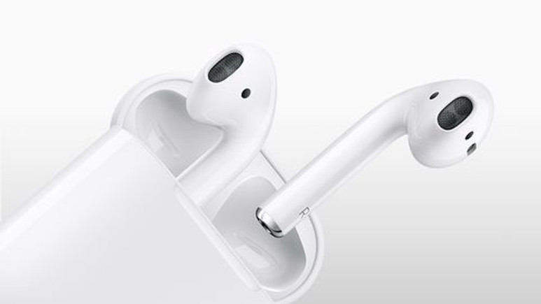 Apple'ın kulaklığı da güncelleme aldı!