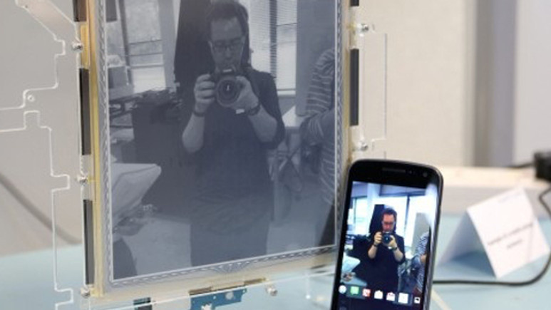 Esnek akıllı telefon!