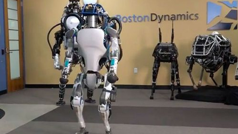 Boston Dynamics El Değiştiriyor