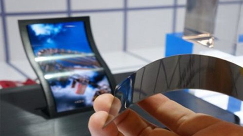 LG'den daha da esnek ekranlı akıllı telefon geliyor!