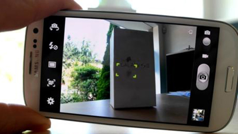 Samsung Galaxy S III kamerası diğerlerine karşı! (test video)