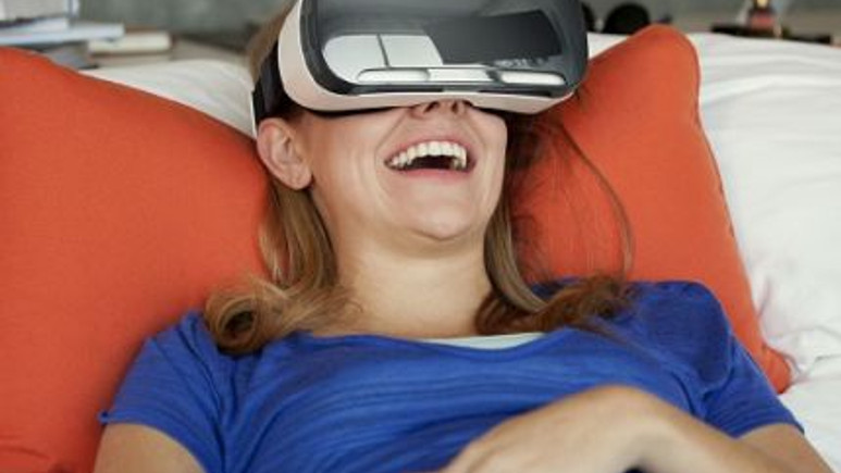 IFA 2014: Samsung, Gear VR ile mobil sanal gerçeklik dünyasına adım atıyor