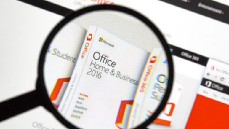 Excel'in son sayfasına inmek için 9 saat uğraştı