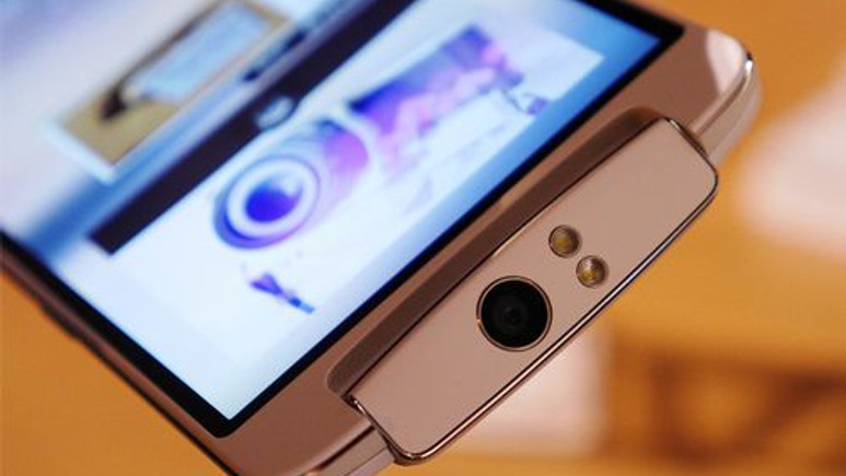 İlk CyanogenMod yüklü gelen Android telefon: Oppo N1!