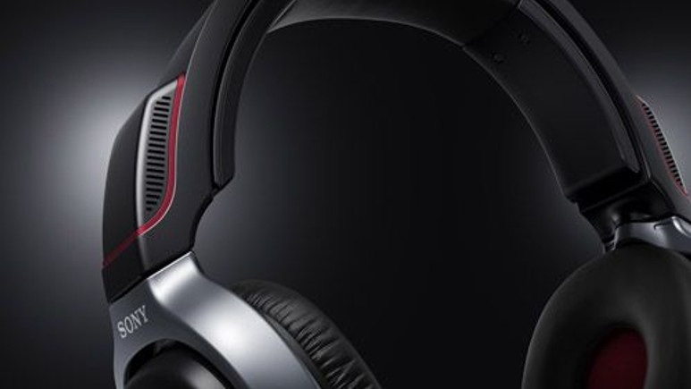 Sony'den üçü bir arada Walkman