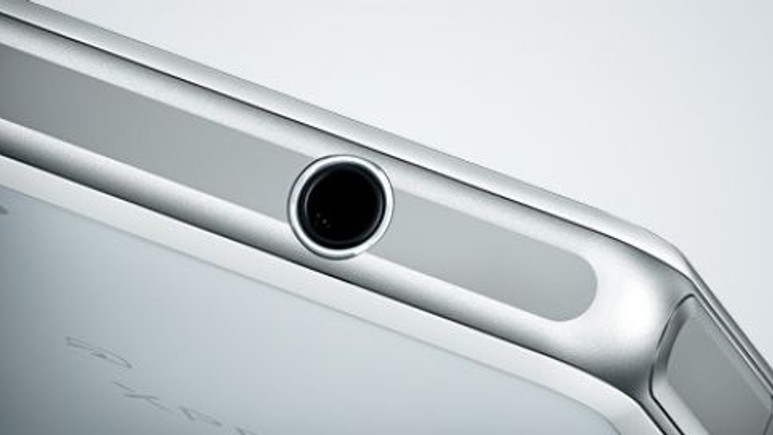 Mini Xperia Z1 uçuyor, işte AnTuTu test sonuçları! Video