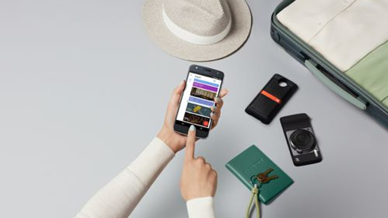 Moto Z Play Türkiye'de satışa sunuldu