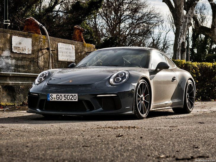 2018 Porsche 911 GT3 Touring Package - Page 3