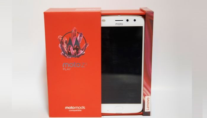 Moto Z2 Play inceleme - Page 1
