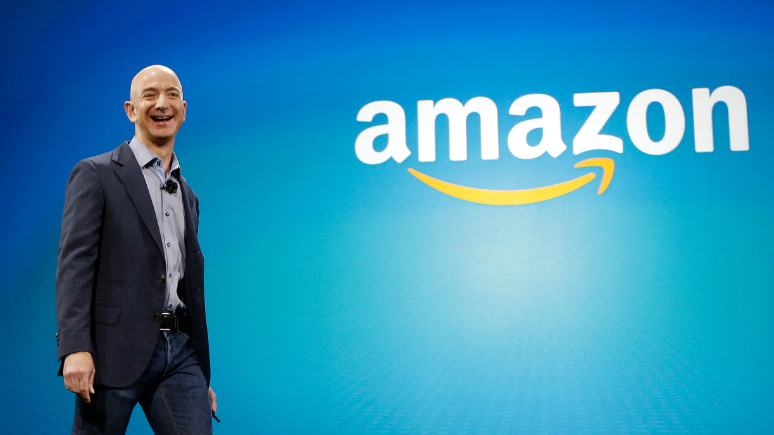 Jeff Bezos tarihin en zengin kişisi oldu