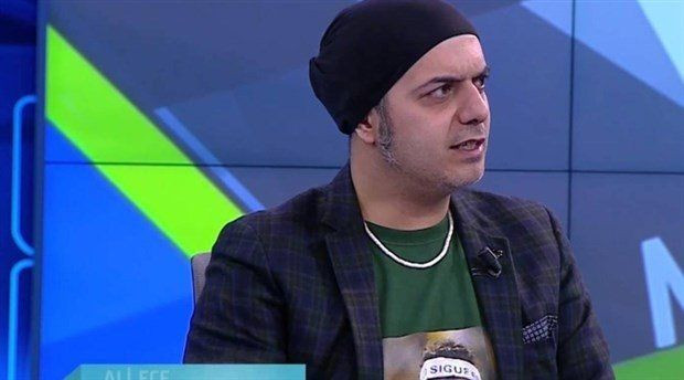 Oyun bağımlılığı bulunan ünlüler - Page 3