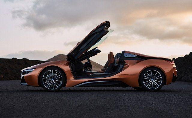 2019 BMW i8 Roadster'in fiyatı sonunda gün yüzüne çıktı - Page 2