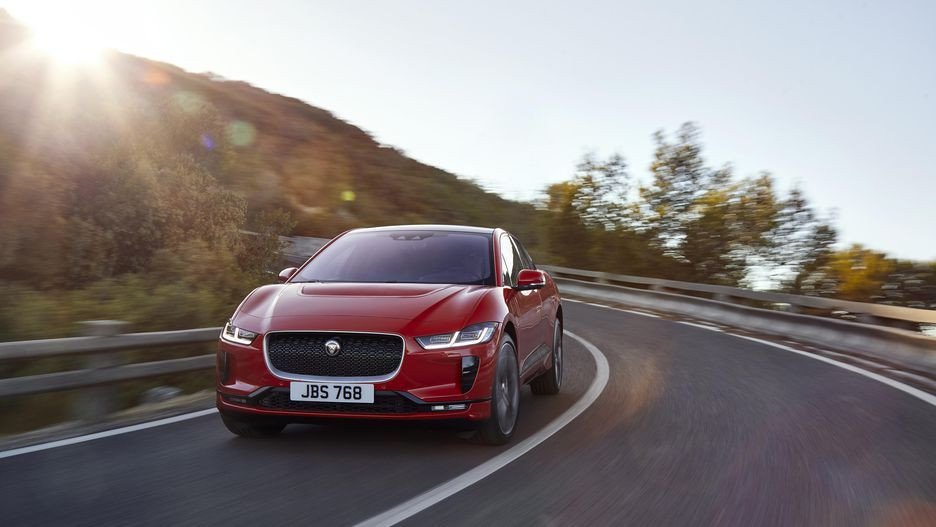 Tesla'nın yeni rakibi Jaguar Pace! - Page 3