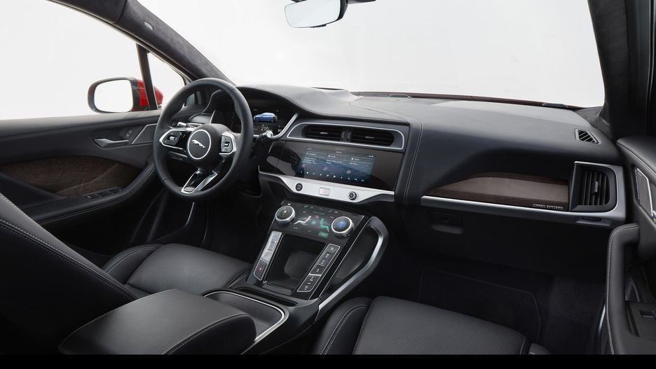 Tesla'nın yeni rakibi Jaguar Pace! - Page 4