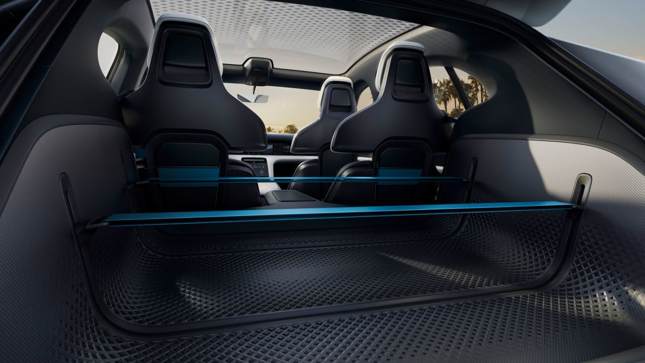 Porshce'un yeni elektrikli aracı: Mission E Cross Turismo - Page 2