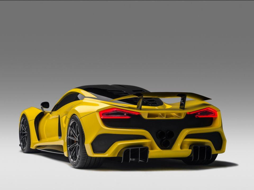 Dünyanın en hızlı otomobili Hennessey Venom F5 - Page 3