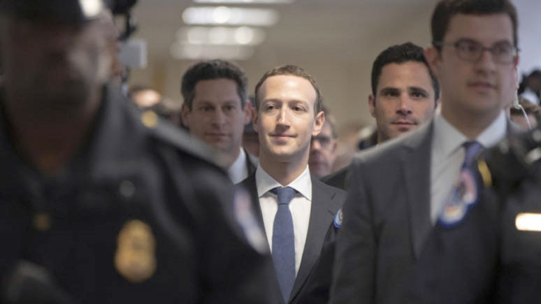 Mark Zuckerberg yine özür diledi