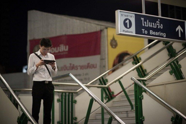 1 hafta boyunca telefonunu elinden düşürmedi hastanelik oldu! - Page 1