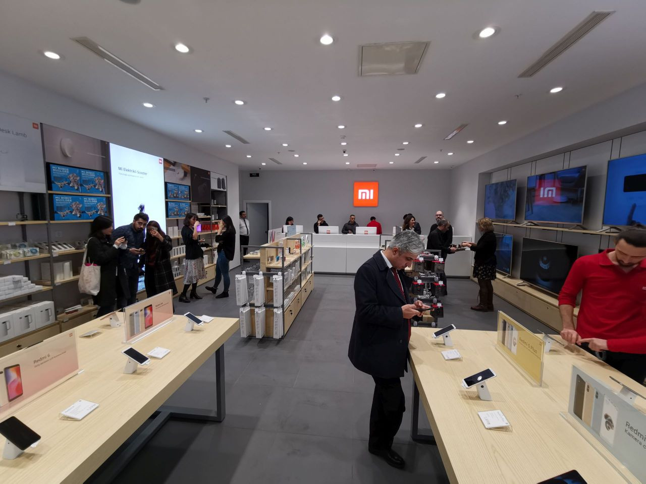 Xiaomi Forum İstanbul mağazasını gezdik! - Page 4