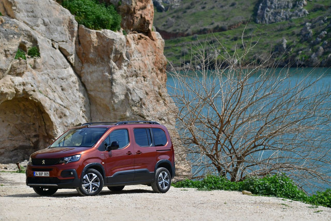 Yeni Peugeot RIFTER Türkiye fiyatı belli oldu - Page 2