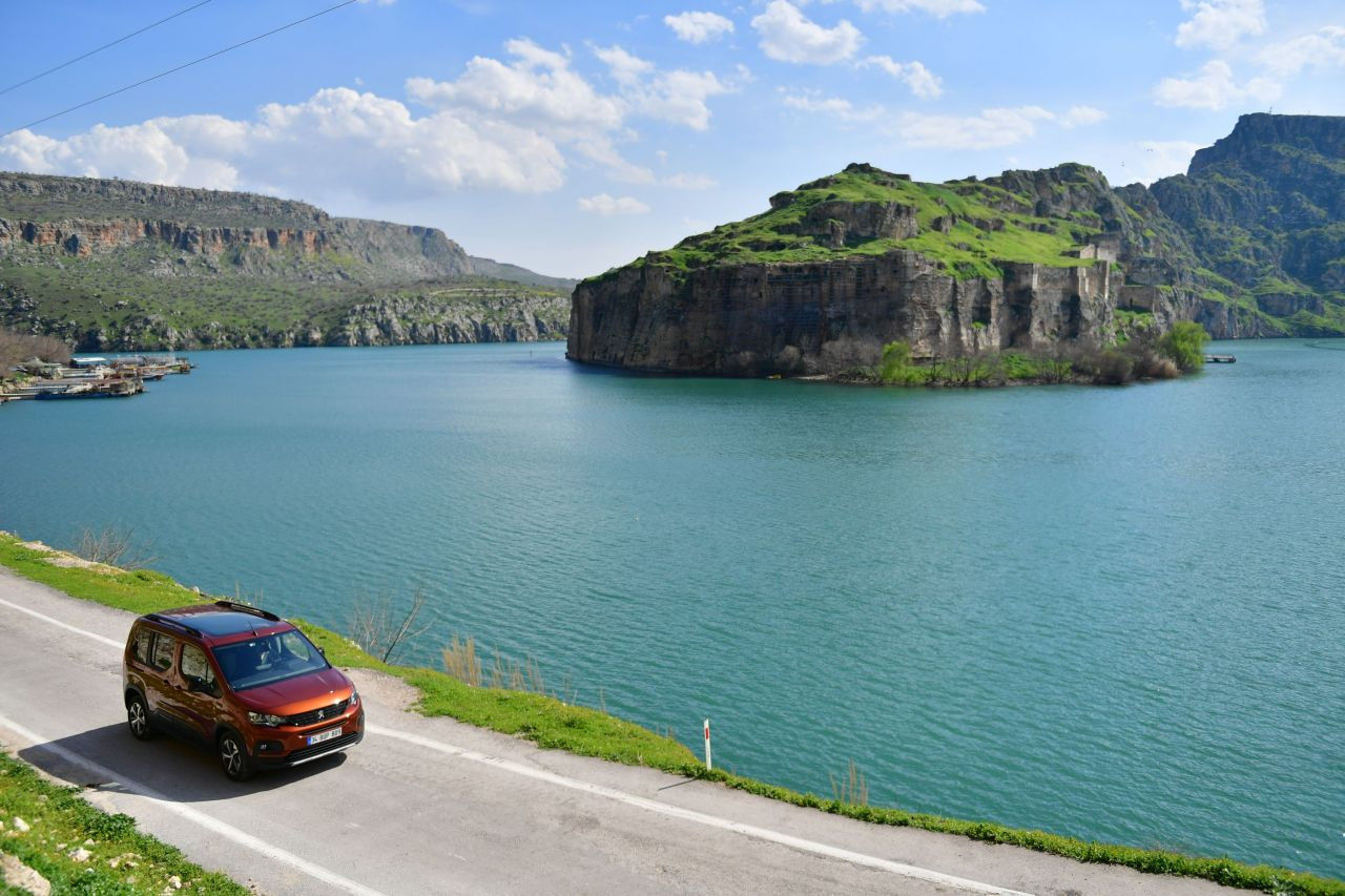 Yeni Peugeot RIFTER Türkiye fiyatı belli oldu - Page 4