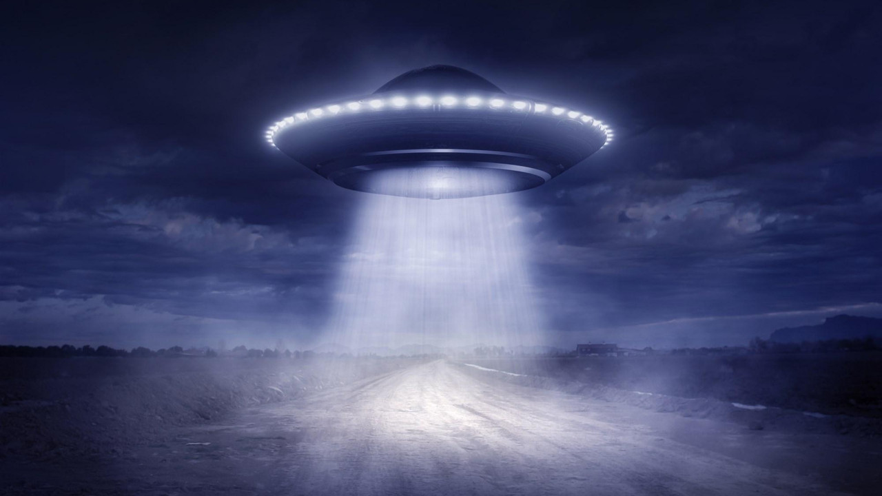 ufo-b7wO_cover.jpg