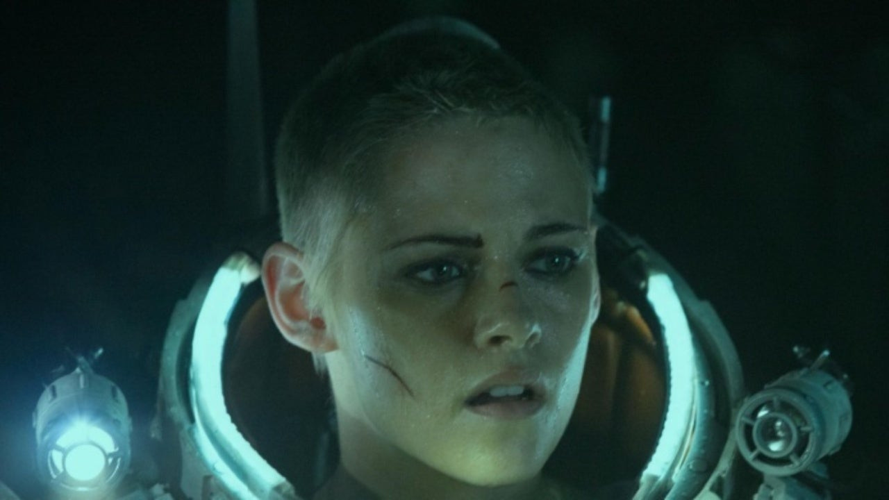 kristen-stewart-underwater-1183746-umm0_cover.jpg