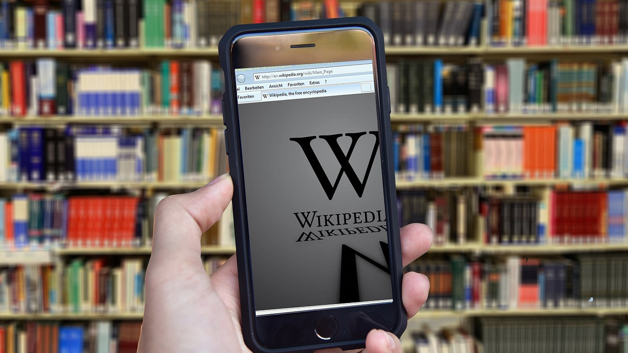 Wikipedia için BTK'ya tazminat davası açıldı!