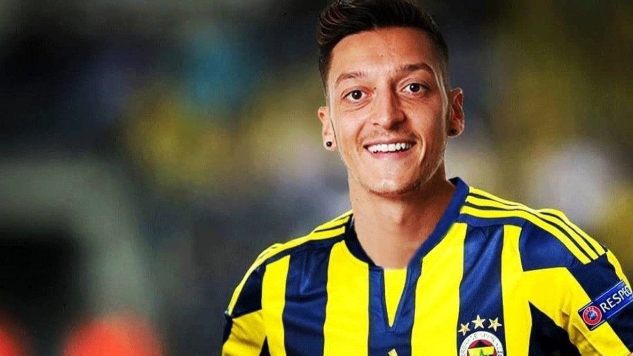 Mesut Özil uçtu! Taraftarlar Flightradar24'e akın etti ...