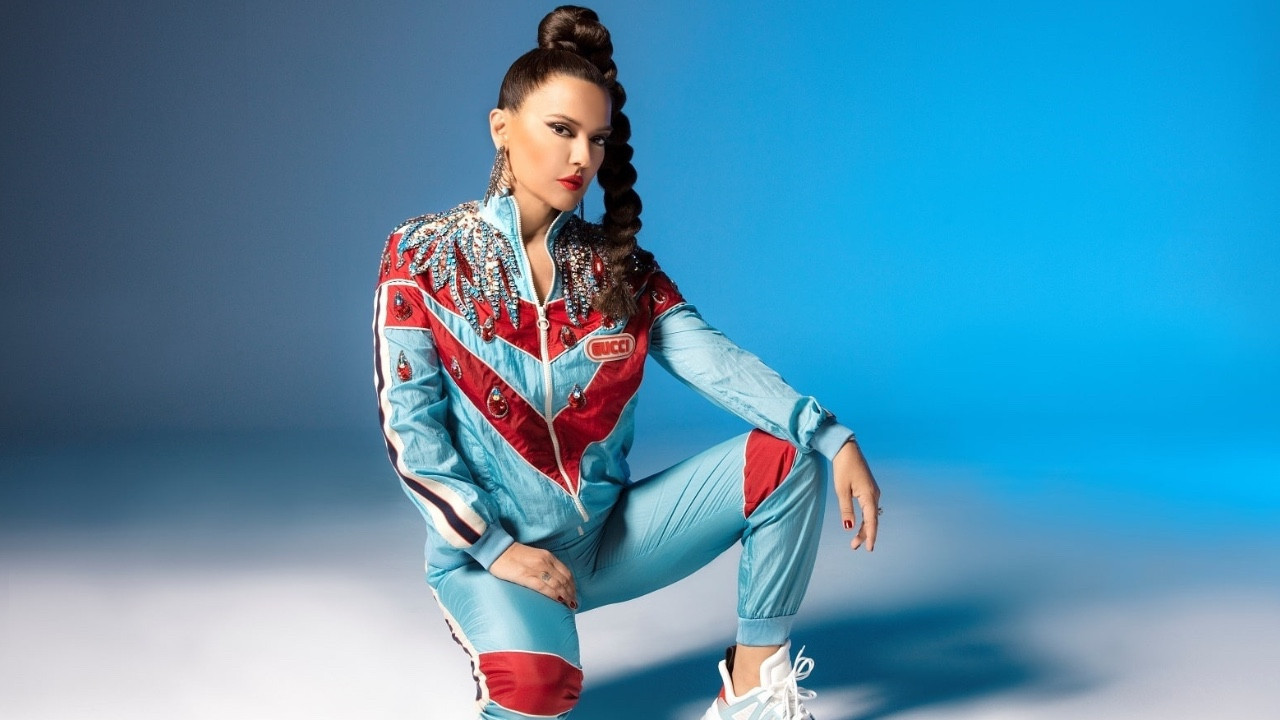 demet-akalin-tiktok-8mnx-cover-xw8m_cover.jpg