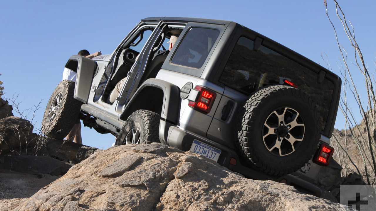 4x4-arazi-araclari-nedir-ozellikler-ow7s_cover.jpg