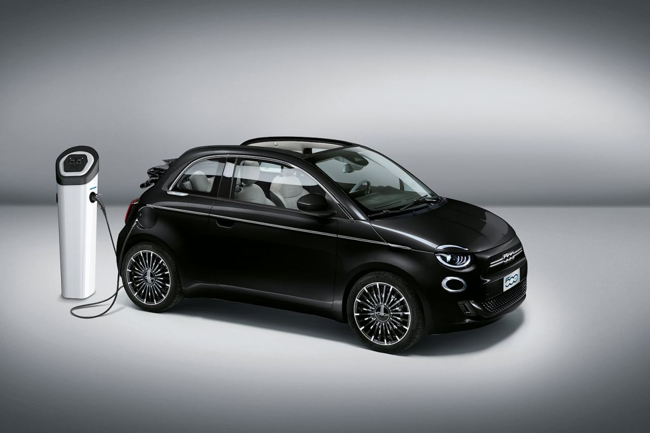 Fiat 500'ün yeni özel versiyonu ile tanışma zamanı! - Page 1