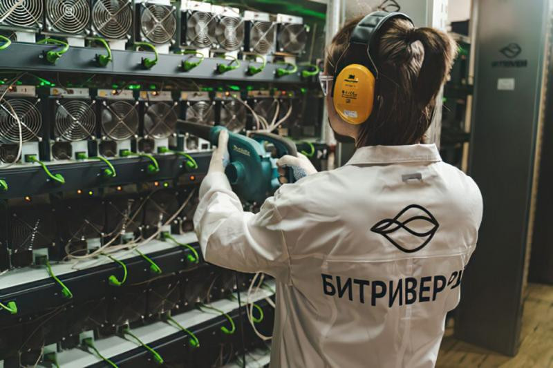 Rusya'nın Bitcoin çiftliklerine yeni yaptırım kararı!