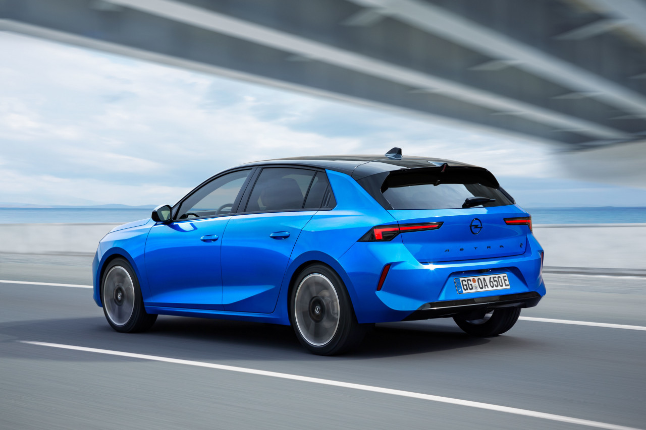 Opel Astra-e detay