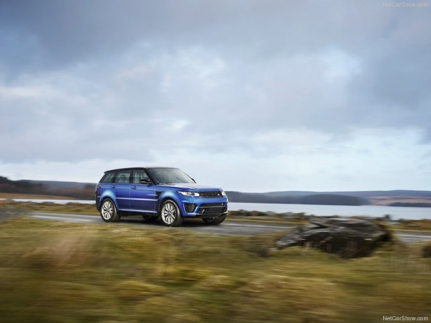 Land Rover Range Rover Sport SVR 2015 - Page 4