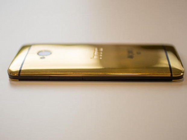 18 ayar altın HTC One, göz kamaştırıyor - Page 1