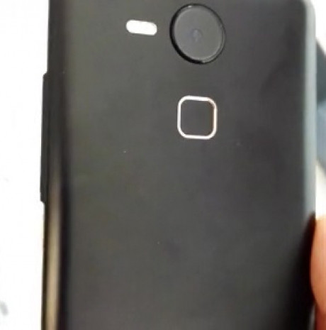 2015 LG Nexus 5 ilk sızıntılar - Page 1