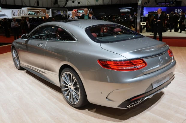 2015 Mercedes-Benz'e, Apple el attı! - Page 1