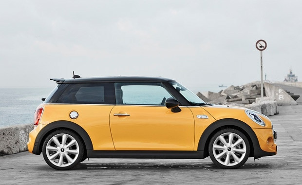 2015 MINI, yenilendi ve büyüdü! - Page 3